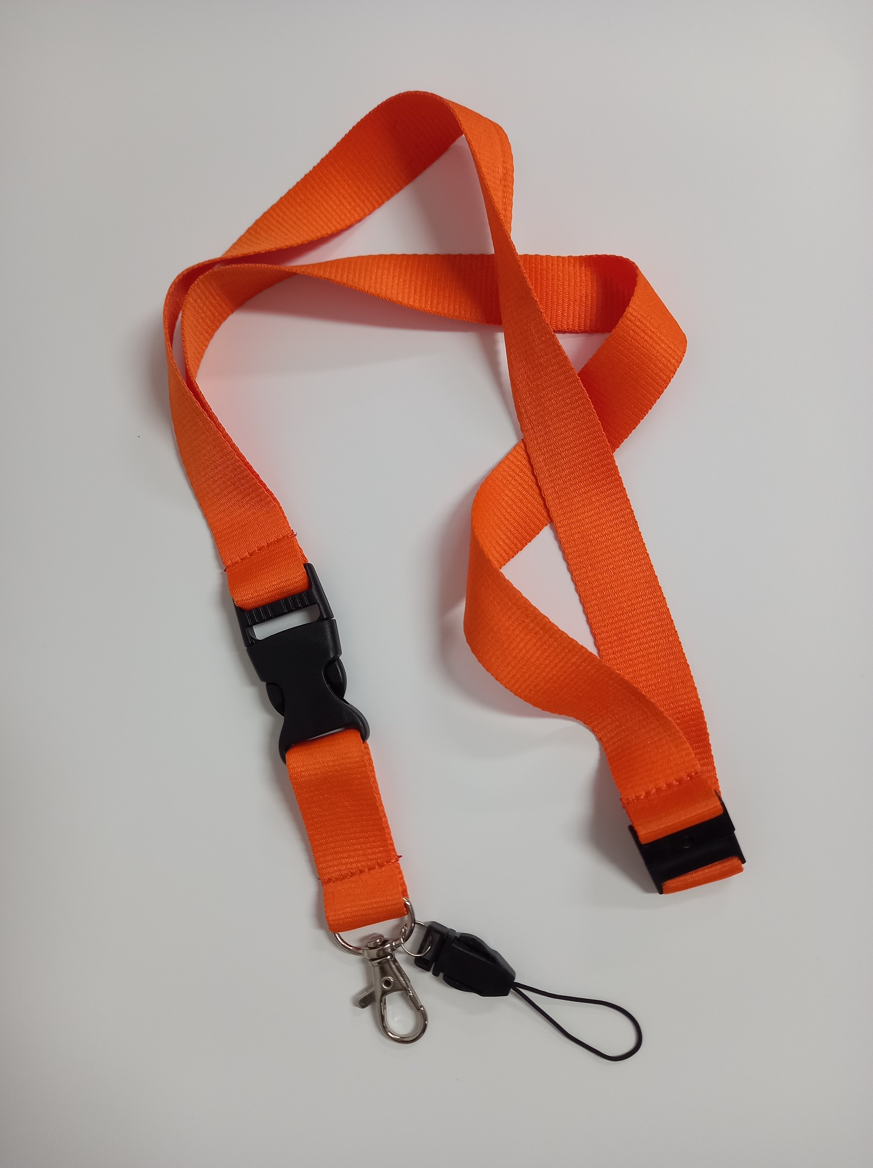 1000041128-min.jpg Satenska trakica za ID kartice širine 20mm